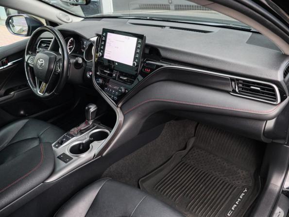 Toyota Camry VIII (XV70) Рестайлинг с пробегом 2022 года, цена 3 950 000 рублей, 66985 км, седан, Автокод Объявления