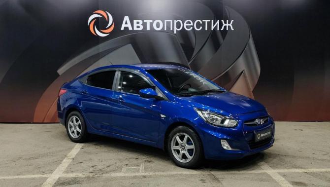Hyundai Solaris I с пробегом 2011 года, цена 698 000 рублей, 240254 км, седан, Автокод Объявления