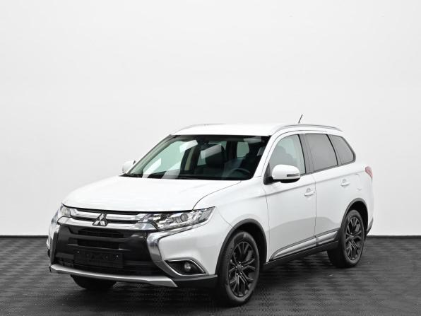 Mitsubishi Outlander III Рестайлинг 2 с пробегом 2016 года, цена 1 699 000 рублей, 102000 км, внедорожник, Автокод Объявления