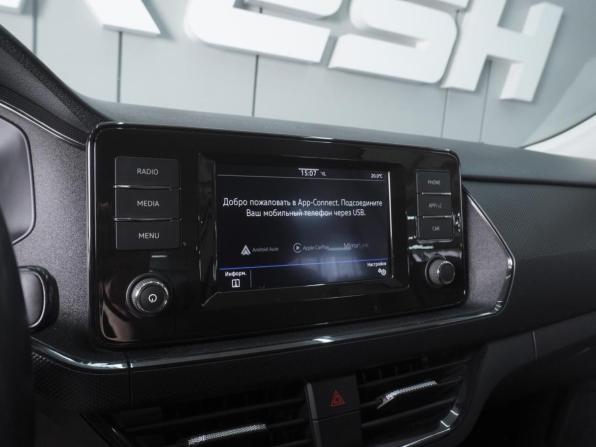 Volkswagen Polo VI с пробегом 2022 года, цена 1 739 000 рублей, 87404 км, лифтбек, Автокод Объявления
