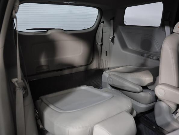 Kia Carnival III с пробегом 2018 года, цена 2 549 000 рублей, 109280 км, минивэн, Автокод Объявления