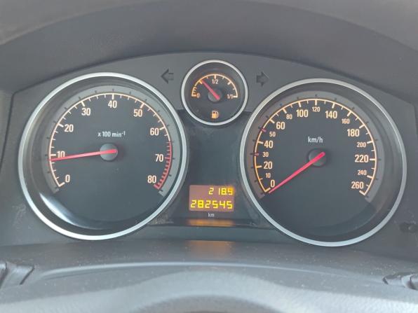 Opel Astra H Рестайлинг с пробегом 2008 года, цена 305 000 рублей, 282538 км, седан, Автокод Объявления