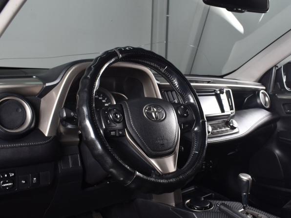 Toyota RAV4 IV (XA40) с пробегом 2014 года, цена 1 965 995 рублей, 156658 км, внедорожник, Автокод Объявления