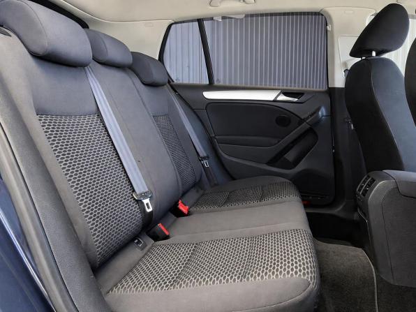 Volkswagen Golf VI с пробегом 2010 года, цена 927 000 рублей, 97805 км, хэтчбек, Автокод Объявления