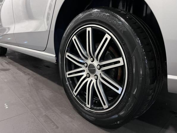 Volkswagen Polo V Рестайлинг с пробегом 2019 года, цена 1 394 000 рублей, 140790 км, седан, Автокод Объявления