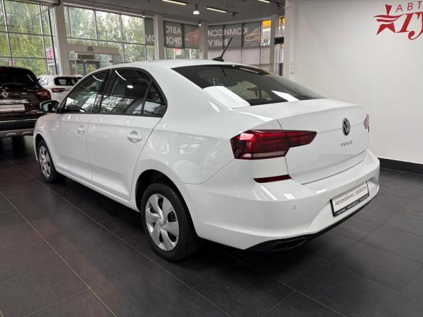 Volkswagen Polo VI с пробегом 2022 года, цена 1 678 000 рублей, 44297 км, лифтбек, Автокод Объявления
