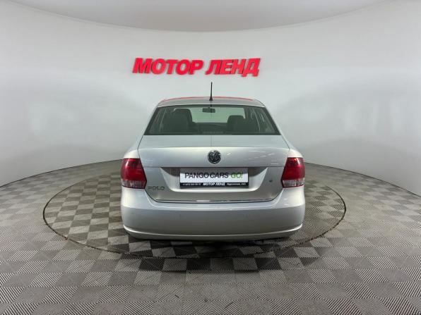 Volkswagen Polo V с пробегом 2013 года, цена 800 000 рублей, 188150 км, седан, Автокод Объявления