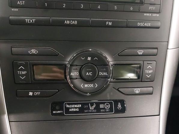 Toyota Auris I Рестайлинг с пробегом 2010 года, цена 660 000 рублей, 289933 км, хэтчбек, Автокод Объявления