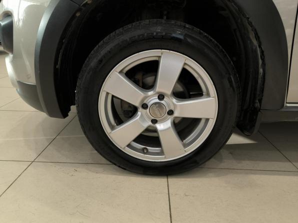 Renault Sandero II с пробегом 2017 года, цена 830 000 рублей, 146475 км, хэтчбек, Автокод Объявления