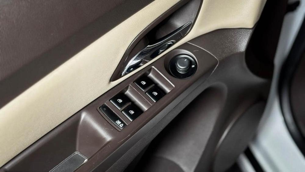 Chevrolet Cruze I Смоленск  - изображение 11
