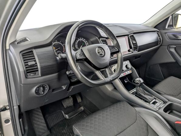 Skoda Kodiaq I с пробегом 2018 года, цена 1 790 000 рублей, 203351 км, внедорожник, Автокод Объявления
