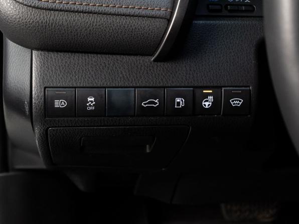 Toyota Camry VIII (XV70) с пробегом 2018 года, цена 2 799 000 рублей, 90022 км, седан, Автокод Объявления