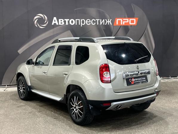 Renault Duster I с пробегом 2013 года, цена 898 000 рублей, 95302 км, внедорожник, Автокод Объявления