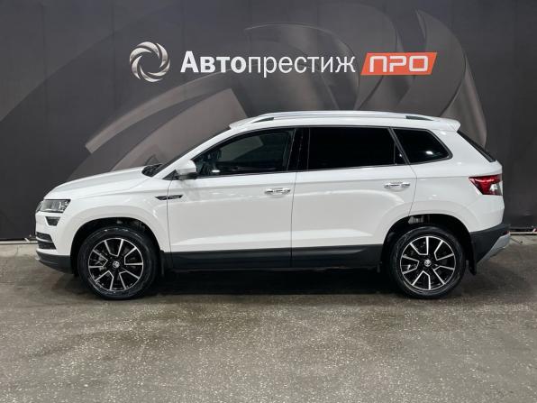 Skoda Karoq I с пробегом 2020 года, цена 2 290 000 рублей, 52228 км, внедорожник, Автокод Объявления