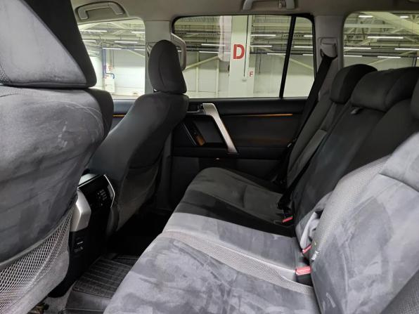 Toyota Land Cruiser Prado 150 Series с пробегом 2011 года, цена 1 900 000 рублей, 297351 км, внедорожник, Автокод Объявления
