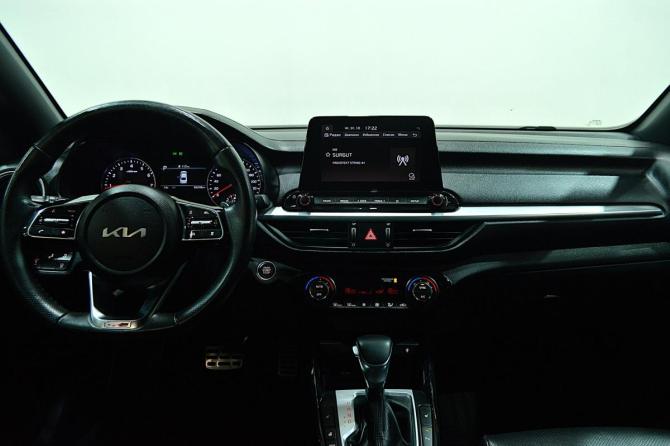 Kia Cerato IV Рестайлинг с пробегом 2022 года, цена 2 300 000 рублей, 80000 км, седан, Автокод Объявления