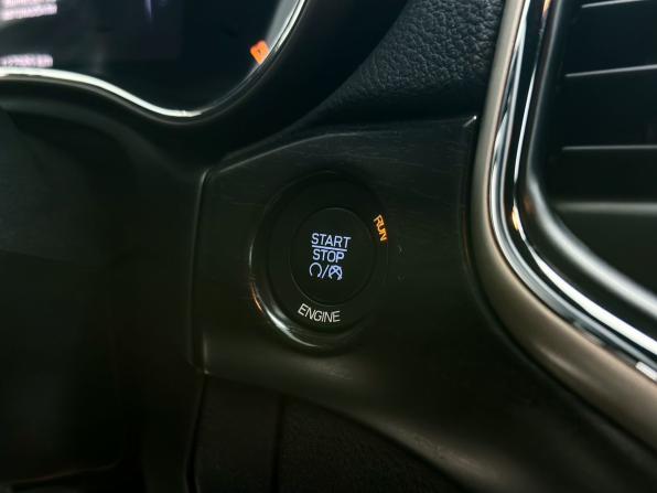 Jeep Grand Cherokee IV (WK2) Рестайлинг с пробегом 2014 года, цена 2 850 000 рублей, 127590 км, внедорожник, Автокод Объявления