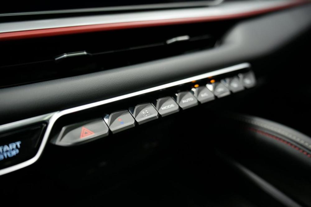 Geely Coolray I Рестайлинг Крым  - изображение 23