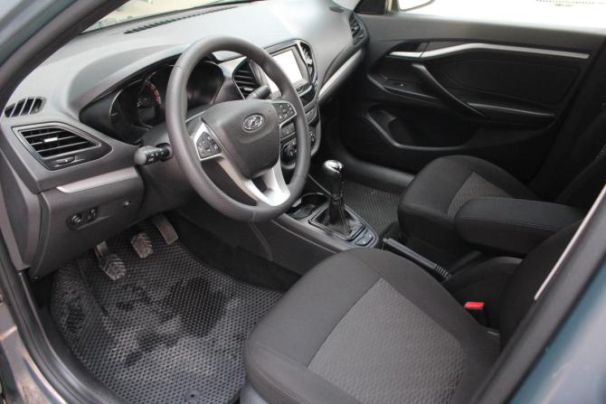 Lada (ВАЗ) Vesta I с пробегом 2018 года, цена 895 000 рублей, 132205 км, седан, Автокод Объявления