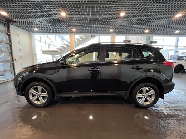Toyota RAV4 IV (XA40) с пробегом 2015 года, цена 1 900 000 рублей, 240886 км, внедорожник, Автокод Объявления