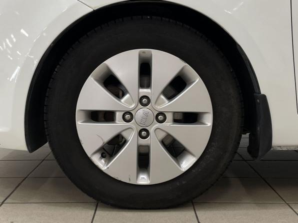 Kia Rio III с пробегом 2013 года, цена 764 900 рублей, 210746 км, хэтчбек, Автокод Объявления