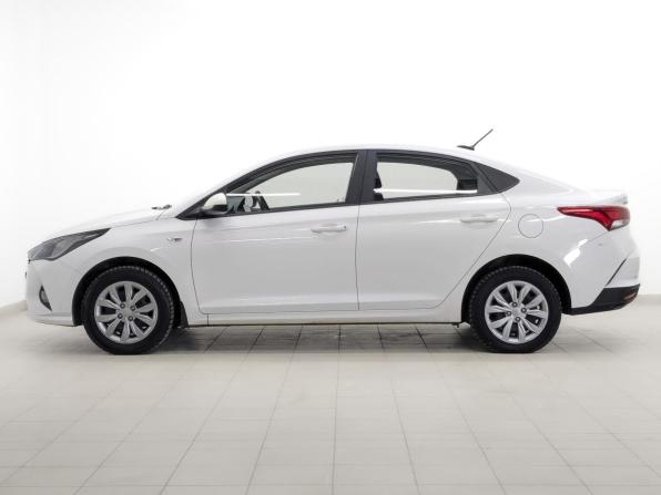 Hyundai Solaris II Рестайлинг с пробегом 2021 года, цена 1 440 000 рублей, 83670 км, седан, Автокод Объявления