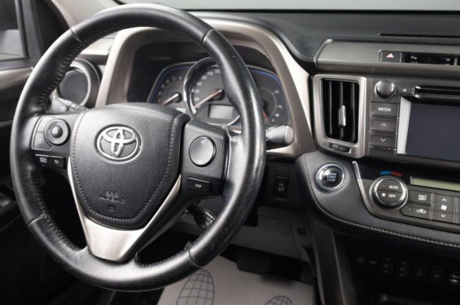 Toyota RAV4 IV (XA40) с пробегом 2013 года, цена 1 799 000 рублей, 199500 км, внедорожник, Автокод Объявления