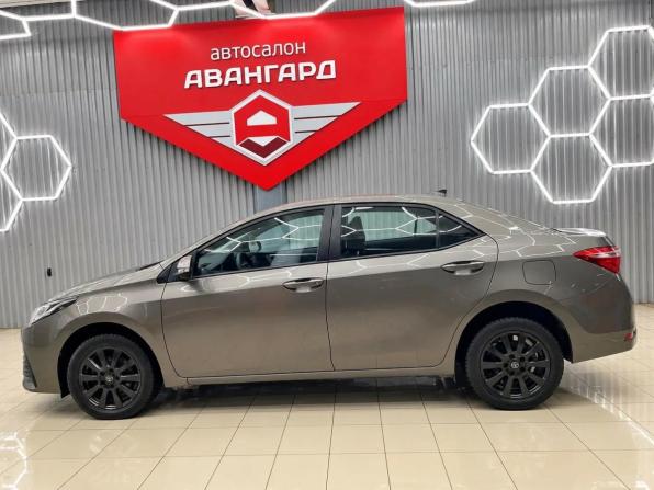 Toyota Corolla XI (E160 E170 E180) Рестайлинг 1 с пробегом 2017 года, цена 1 650 000 рублей, 67396 км, седан, Автокод Объявления