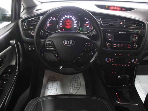 Kia Ceed II с пробегом 2013 года, цена 900 000 рублей, 196200 км, хэтчбек, Автокод Объявления