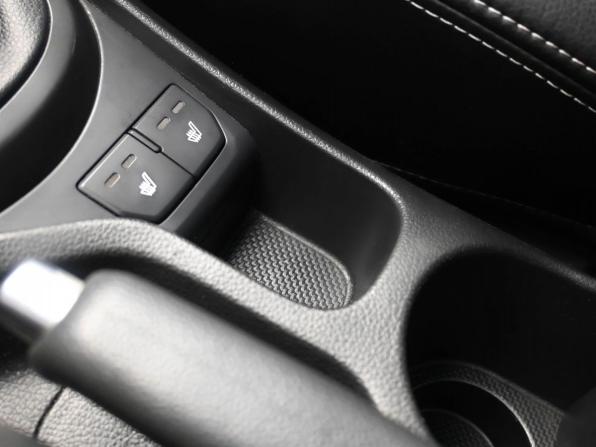 Kia Rio III Рестайлинг с пробегом 2016 года, цена 950 000 рублей, 217656 км, седан, Автокод Объявления
