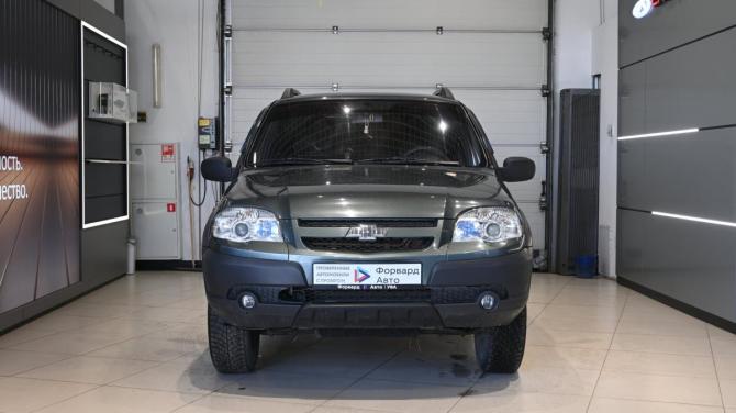 Chevrolet Niva I Рестайлинг с пробегом 2011 года, цена 595 000 рублей, 106000 км, внедорожник, Автокод Объявления