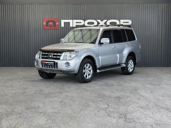 Mitsubishi Pajero IV Рестайлинг 1 с пробегом 2011 года, цена 1 697 000 рублей, 316487 км, внедорожник, Автокод Объявления