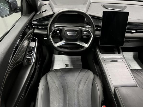 Geely Preface I с пробегом 2024 года, цена 2 195 000 рублей, 40198 км, седан, Автокод Объявления