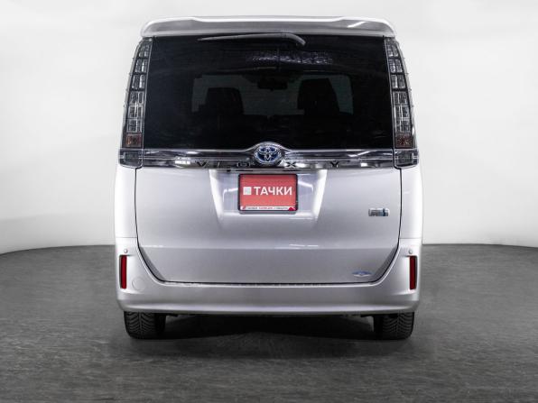 Toyota Voxy III (R80) с пробегом 2014 года, цена 1 899 500 рублей, 103709 км, минивэн, Автокод Объявления