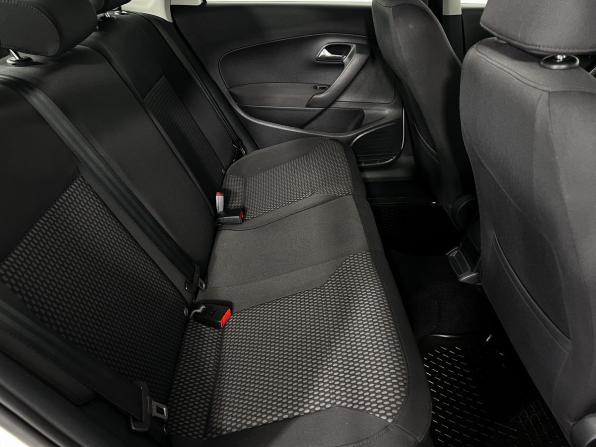 Volkswagen Polo V с пробегом 2013 года, цена 1 100 000 рублей, 165000 км, седан, Автокод Объявления