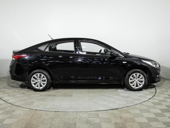 Hyundai Solaris II с пробегом 2019 года, цена 1 169 700 рублей, 128211 км, седан, Автокод Объявления