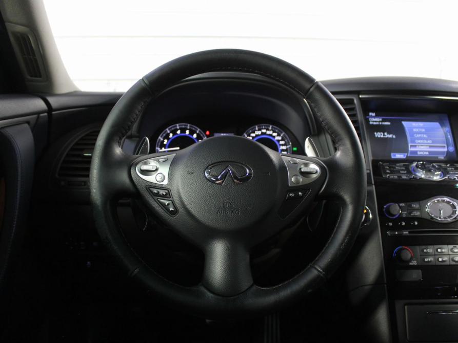 Infiniti QX70 Москва  - изображение 17