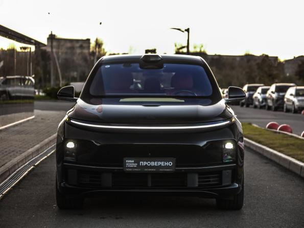 Li Auto (Lixiang) L7 I Рестайлинг с пробегом 2024 года, цена 6 699 000 рублей, 52000 км, внедорожник, Автокод Объявления