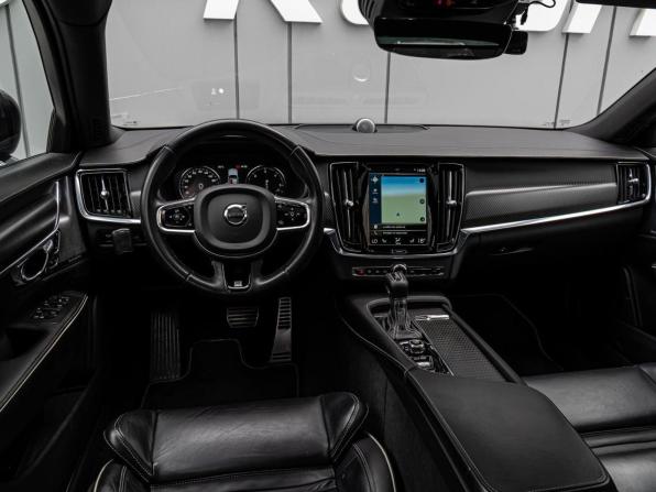 Volvo S90 II Рестайлинг с пробегом 2020 года, цена 4 350 000 рублей, 234519 км, седан, Автокод Объявления