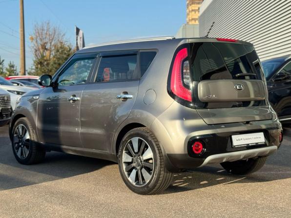 Kia Soul II Рестайлинг с пробегом 2019 года, цена 1 620 000 рублей, 78000 км, хэтчбек, Автокод Объявления