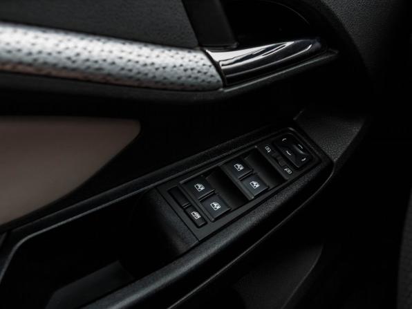 Lada (ВАЗ) Vesta I с пробегом 2018 года, цена 1 010 000 рублей, 92191 км, универсал, Автокод Объявления