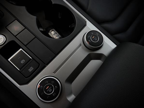 Volkswagen Touareg III с пробегом 2019 года, цена 4 500 000 рублей, 170156 км, внедорожник, Автокод Объявления