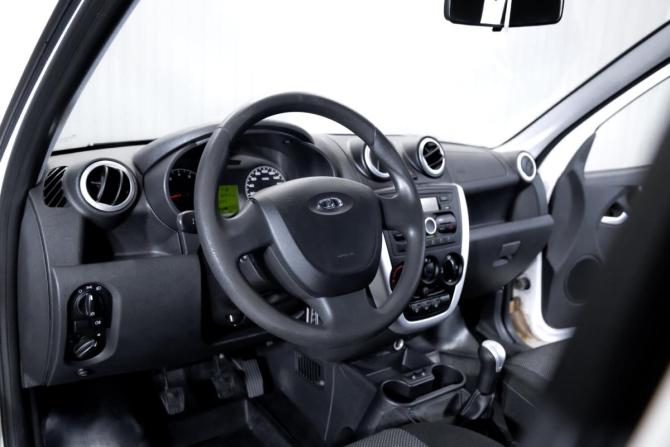 Lada (ВАЗ) Granta I с пробегом 2017 года, цена 579 000 рублей, 66541 км, лифтбек, Автокод Объявления