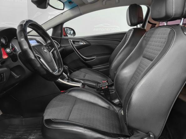 Opel Astra J Рестайлинг с пробегом 2012 года, цена 830 000 рублей, 278059 км, хэтчбек, Автокод Объявления