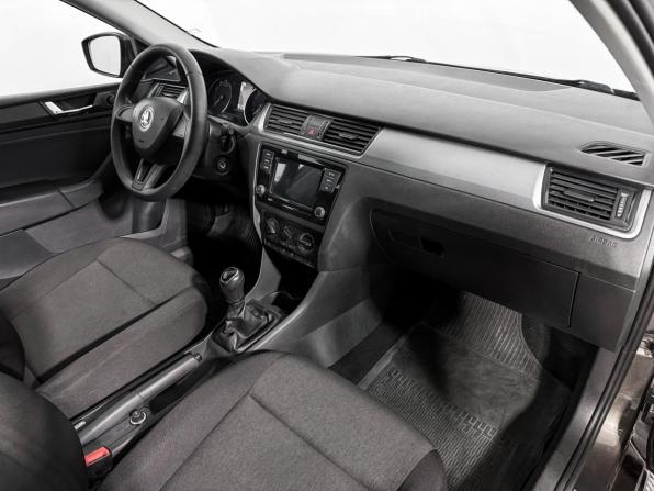 Skoda Rapid I Рестайлинг с пробегом 2018 года, цена 1 090 000 рублей, 120000 км, лифтбек, Автокод Объявления
