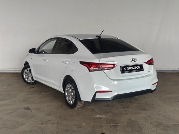 Hyundai Solaris II с пробегом 2019 года, цена 1 499 000 рублей, 55760 км, седан, Автокод Объявления