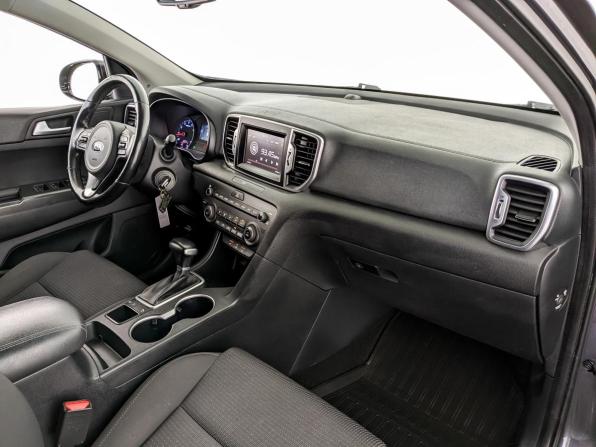 Kia Sportage IV Рестайлинг с пробегом 2018 года, цена 1 960 000 рублей, 90737 км, внедорожник, Автокод Объявления