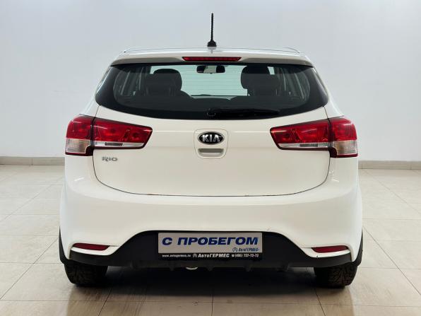 Kia Rio III Рестайлинг с пробегом 2017 года, цена 1 175 000 рублей, 116096 км, хэтчбек, Автокод Объявления