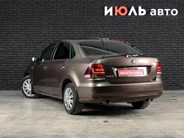 Volkswagen Polo V Рестайлинг с пробегом 2019 года, цена 1 260 000 рублей, 145028 км, седан, Автокод Объявления