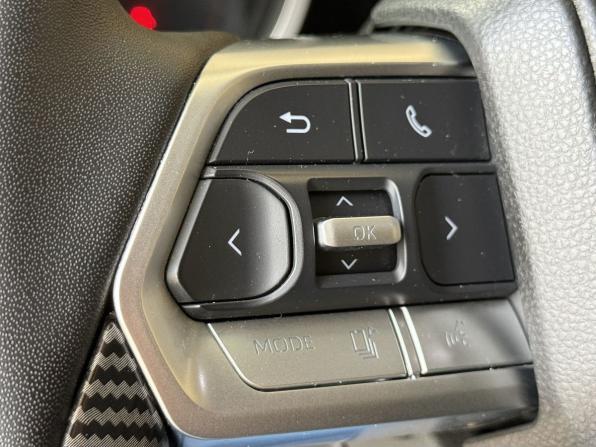 Toyota Land Cruiser 200 Series Рестайлинг 1 с пробегом 2015 года, цена 4 280 000 рублей, 161000 км, внедорожник, Автокод Объявления